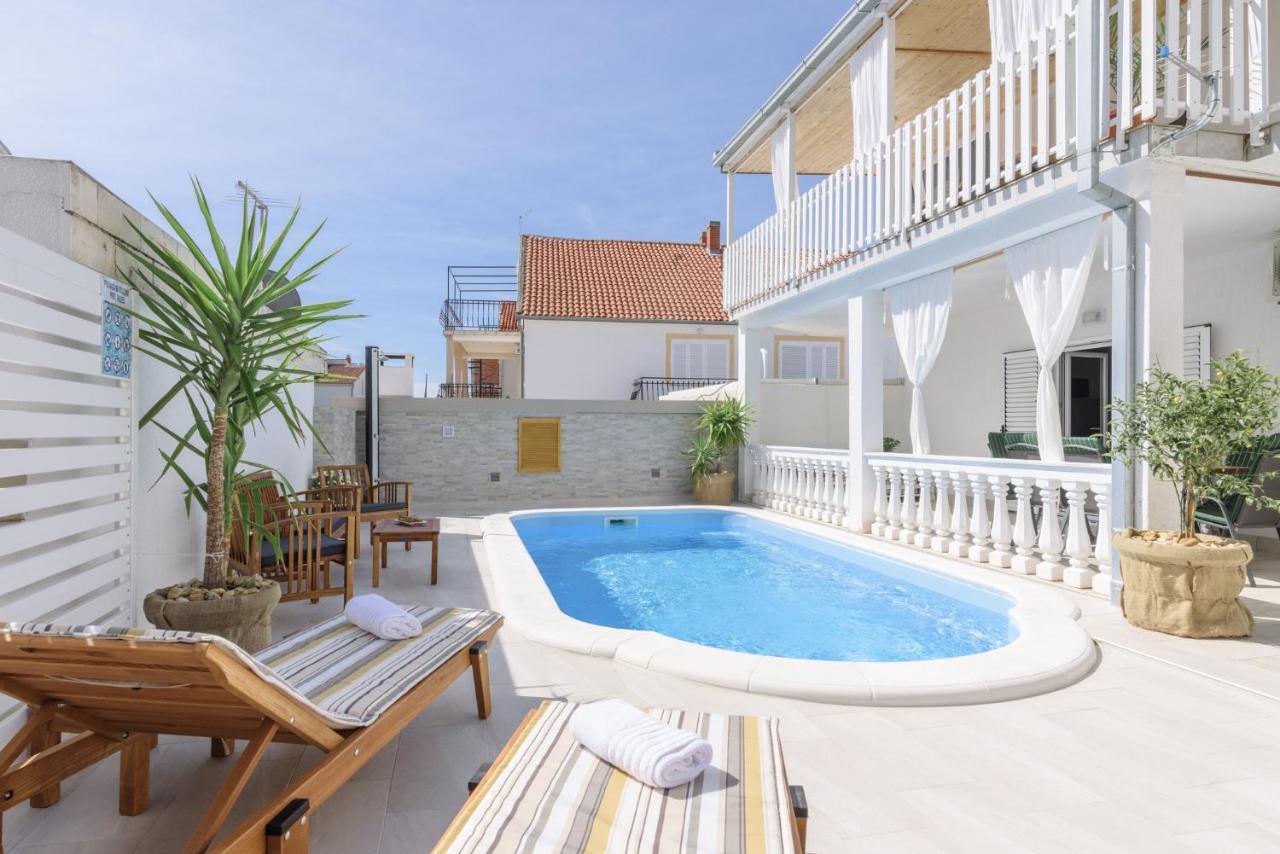 Apartments Villa Sanda - With Pool Trogir Exterior foto